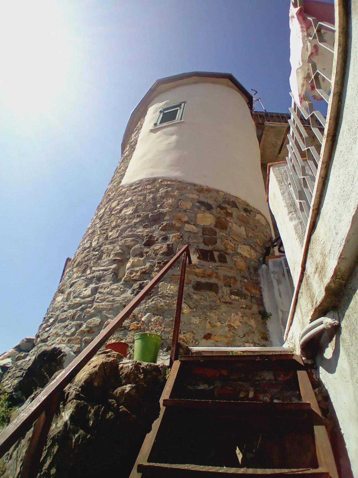 Comfortable Apartment With Sea View In Falcinello エクステリア 写真