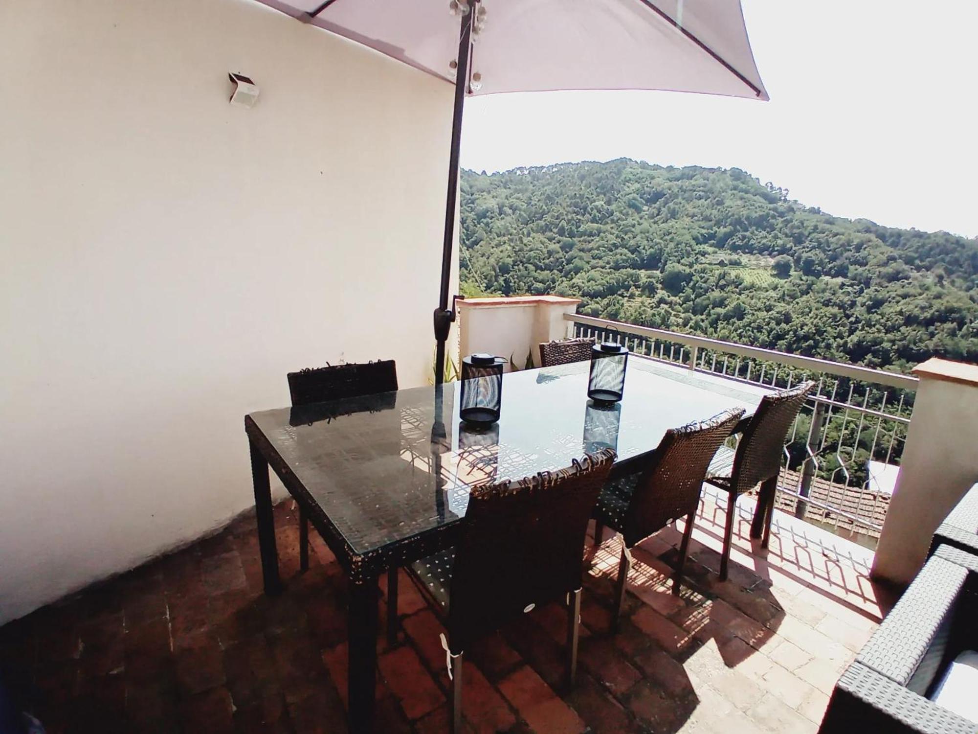 Comfortable Apartment With Sea View In Falcinello エクステリア 写真