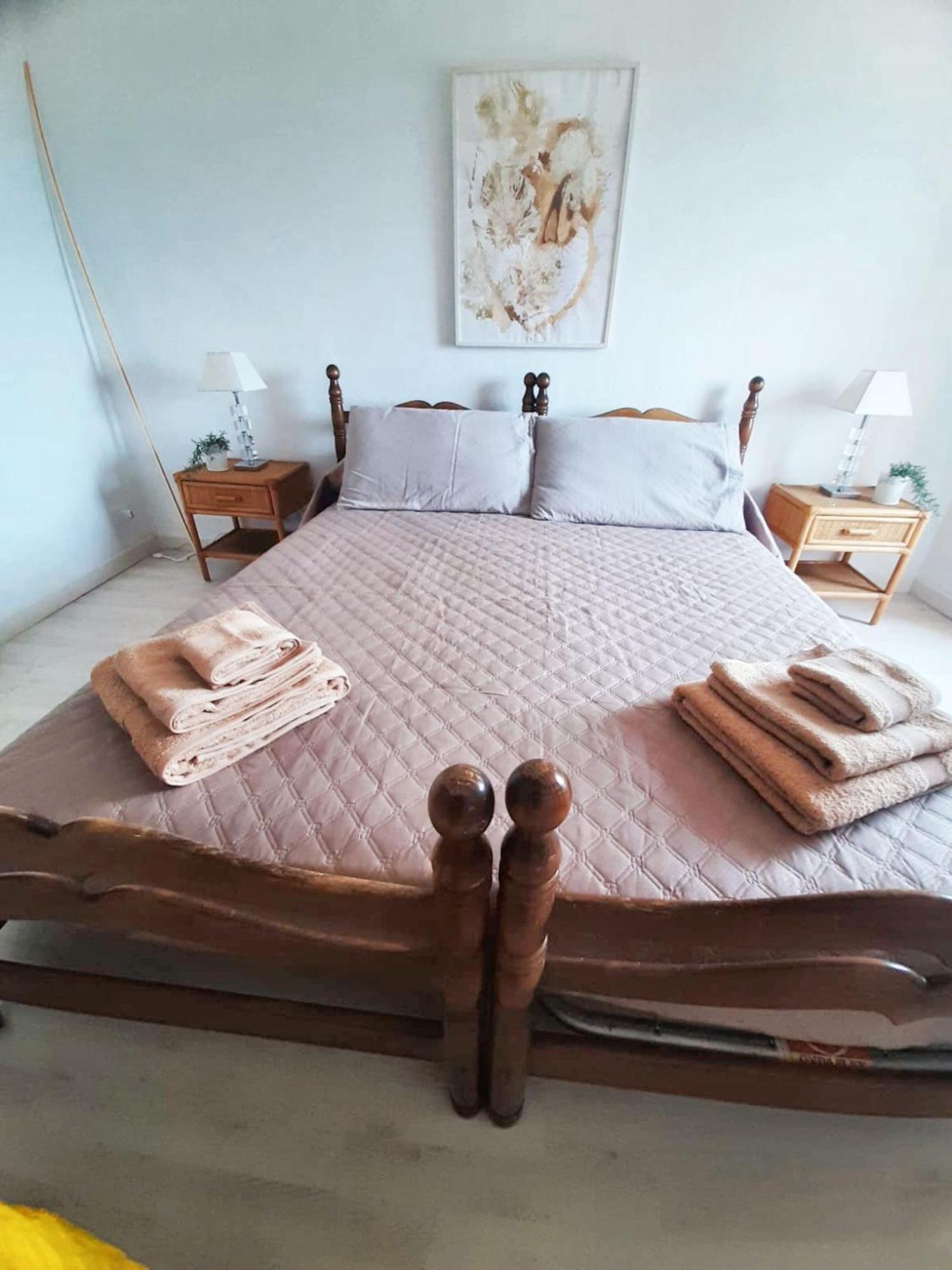 Comfortable Apartment With Sea View In Falcinello エクステリア 写真