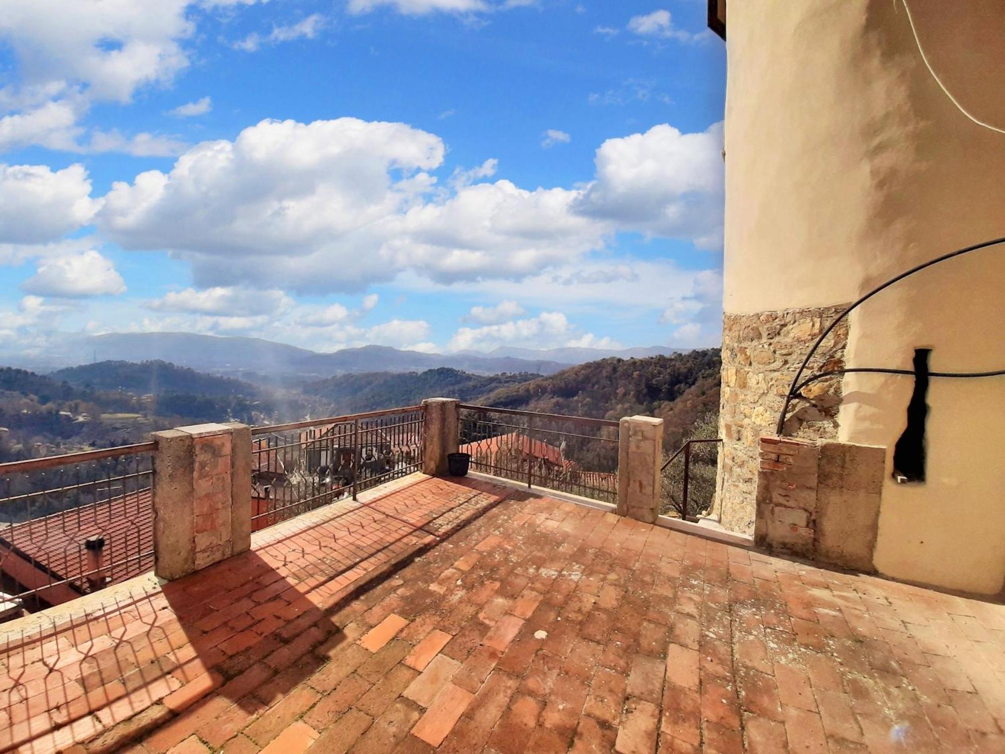 Comfortable Apartment With Sea View In Falcinello エクステリア 写真
